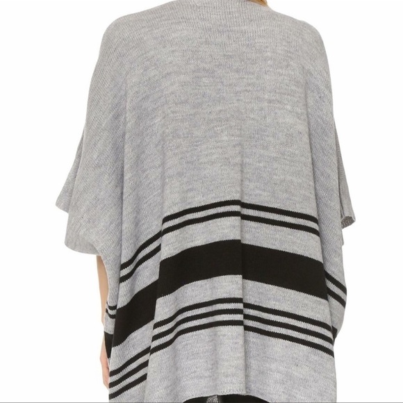 Cupcakes & Cashmere Gray Black Stripes Poncho sz S - Picture 2 of 6
